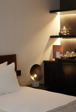 Comfort room- mini bar furniture